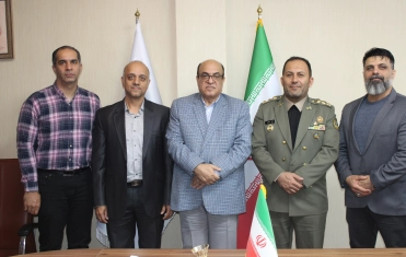 جلسه مدیرکل ورزش و آمادگی جسمانی وزارت دفاع و پشتیبانی نیروهای مسلح با دکتر پوریا/ورود وتوسعه بدمینتون در نیروهای مسلح با شتاب بیشتری رقم خواهد خورد