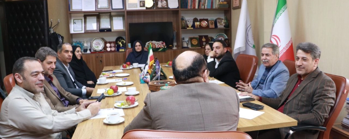 هیئت رئیسه و کادر اجرائی فدراسیون بدمینتون جمهوری اسلامی ایران به دکتر محمدرضا پوریا بابت موفقیت های پیاپی در بدمینتون متن پیام تبریک خود را تقدیم می دارد که به شرح زیر است: