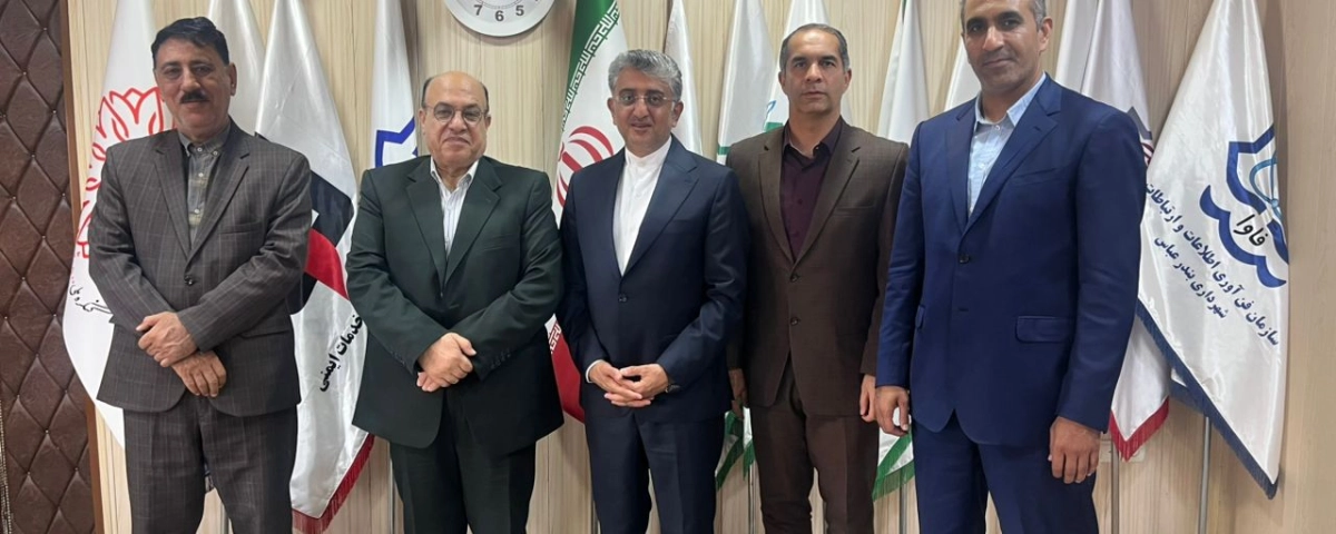 نشست ریاست فدراسیون بدمینتون با شهردار بندرعباس برگزار شد 