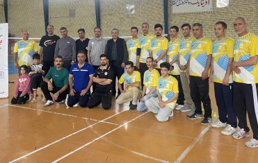 بازدید دکتر فروردین  رئیس فراکسیون ورزش مجلس از کلاس مربیگری درجه ۳ بدمینتون در فیروزآباد
