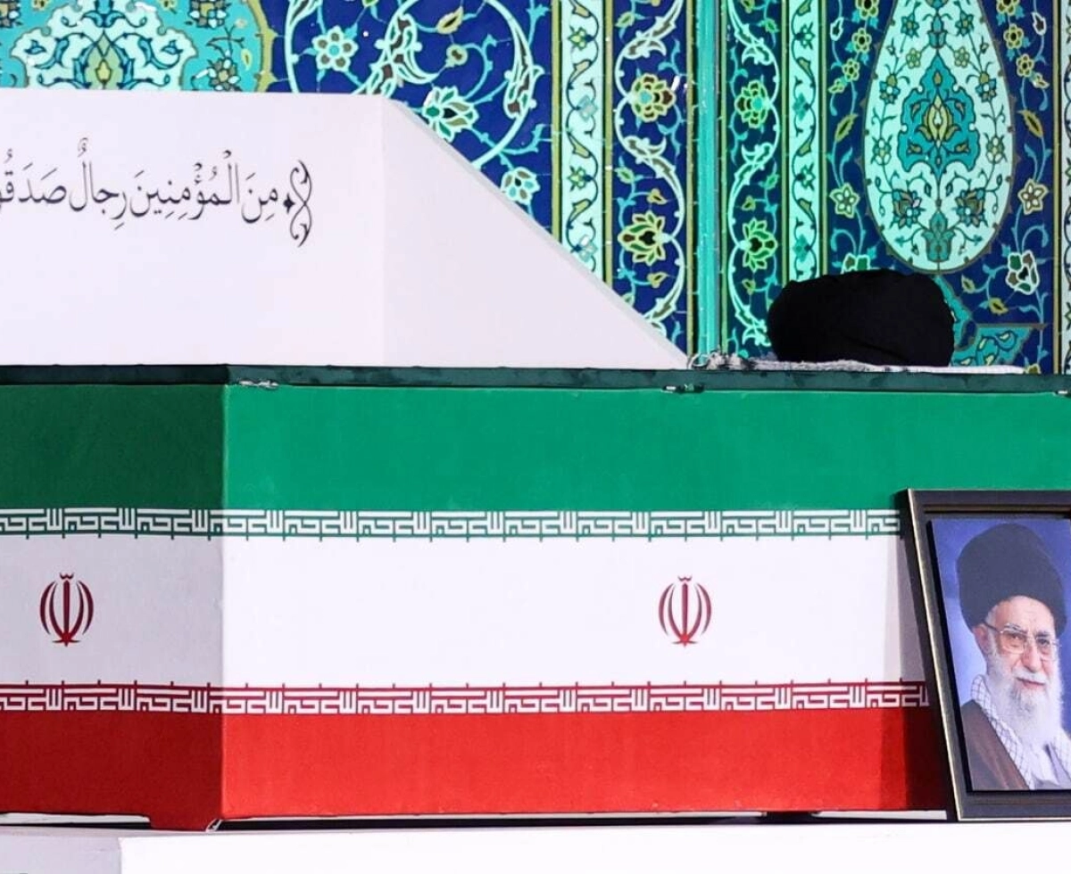 ﴿مِنَ الْمُؤْمِنِينَ رِجَالٌ صَدَقُوا مَا عَاهَدُوا اللَّهَ عَلَيْهِ ۖ فَمِنْهُمْ مَنْ قَضَىٰ نَحْبَهُ وَمِنْهُمْ مَنْ يَنْتَظِرُ ۖ وَمَا بَدَّلُوا تَبْدِيلًا﴾