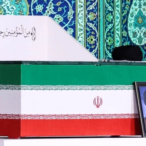 ﴿مِنَ الْمُؤْمِنِينَ رِجَالٌ صَدَقُوا مَا عَاهَدُوا اللَّهَ عَلَيْهِ ۖ فَمِنْهُمْ مَنْ قَضَىٰ نَحْبَهُ وَمِنْهُمْ مَنْ يَنْتَظِرُ ۖ وَمَا بَدَّلُوا تَبْدِيلًا﴾