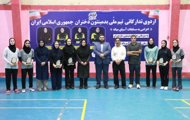 نایب‌رئیس فدراسیون بدمینتون از اردوی تیم ملی دختران در ساری