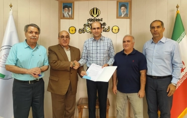 دکتر امیرحسین آقاجانی عضو کمیته پزشکی فدراسیون بدمینتون شد