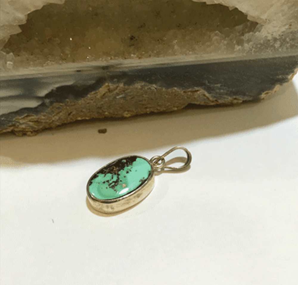 آویز سنگ فیروزه کد ١٢٢٧