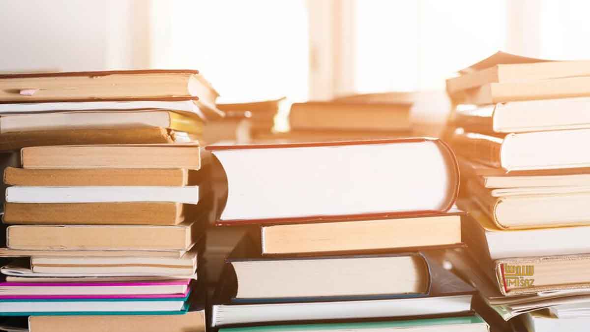 راهنمای کامل صحافی پایان‌نامه؛ از انتخاب جلد تا تحویل نهایی